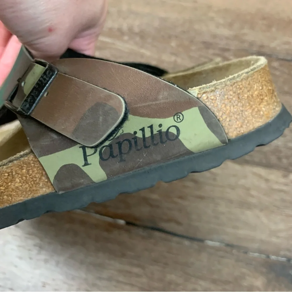 Papillio by Birkenstock Womens camo Gizeh strap sandals 230 L5